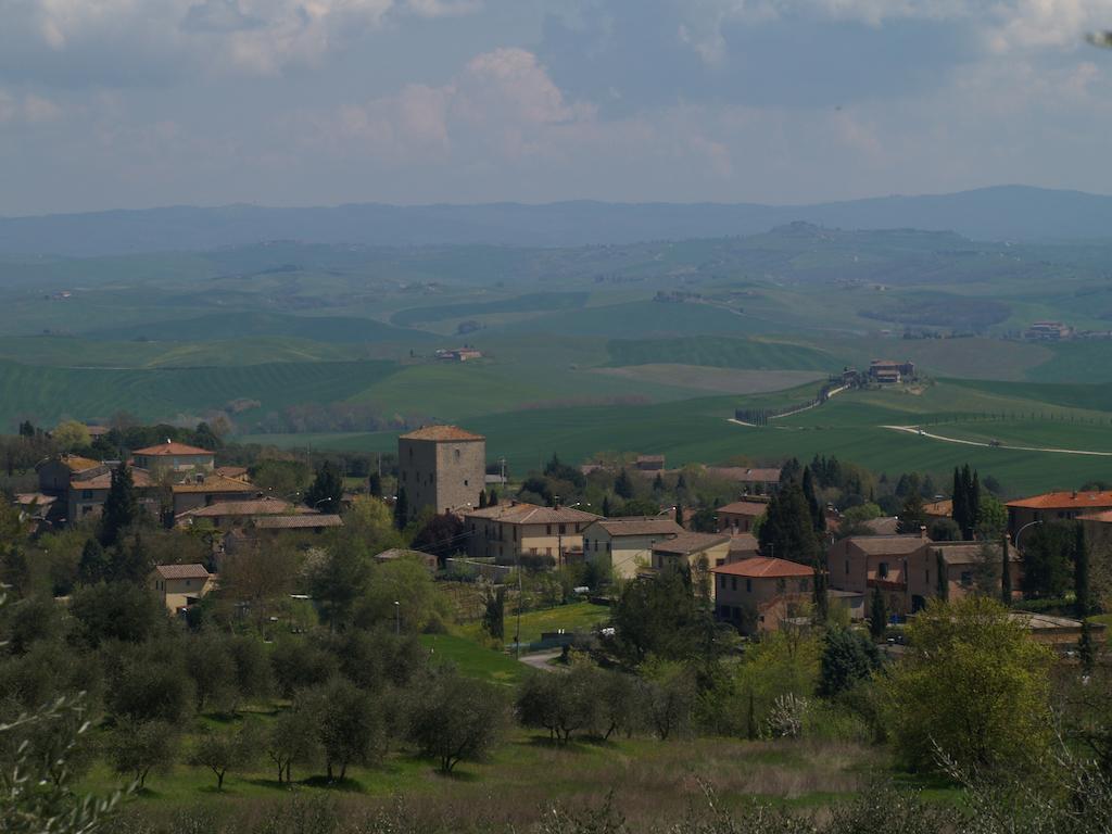 Agriturismo La Roverella Monteroni d'Arbia Luaran gambar